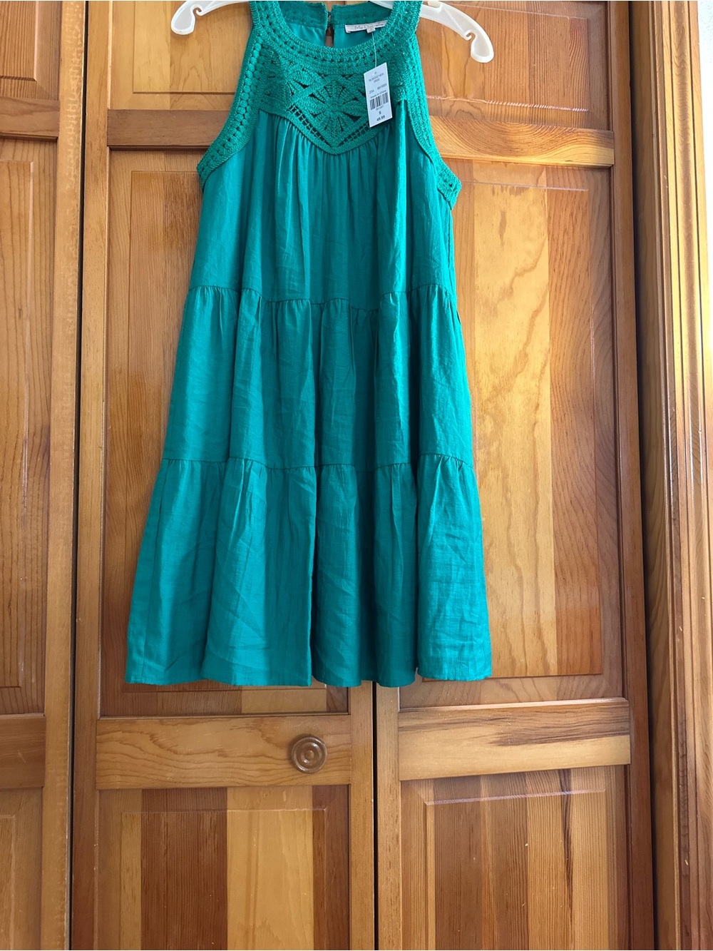 Sleeveless Crochet-Yoke Tiered Casual Dress in Teal